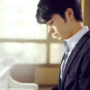 礼堂光拍过黄片儿吗
